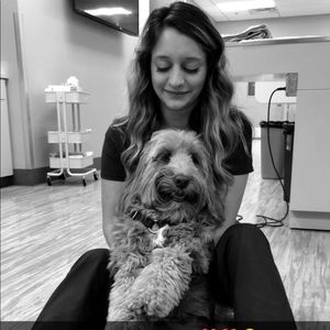 Meet your Posher, Ashley